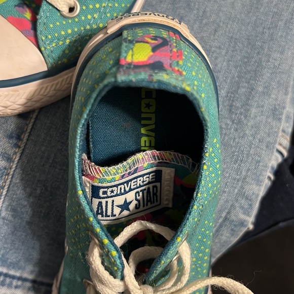 Converse EUC girls shoe size 13 - Picture 2 of 8